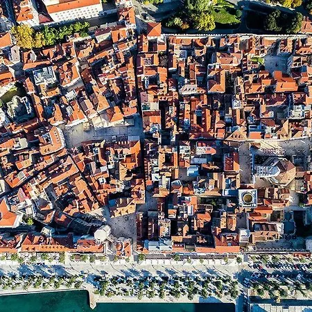 Luxury Palace J-l アパート *